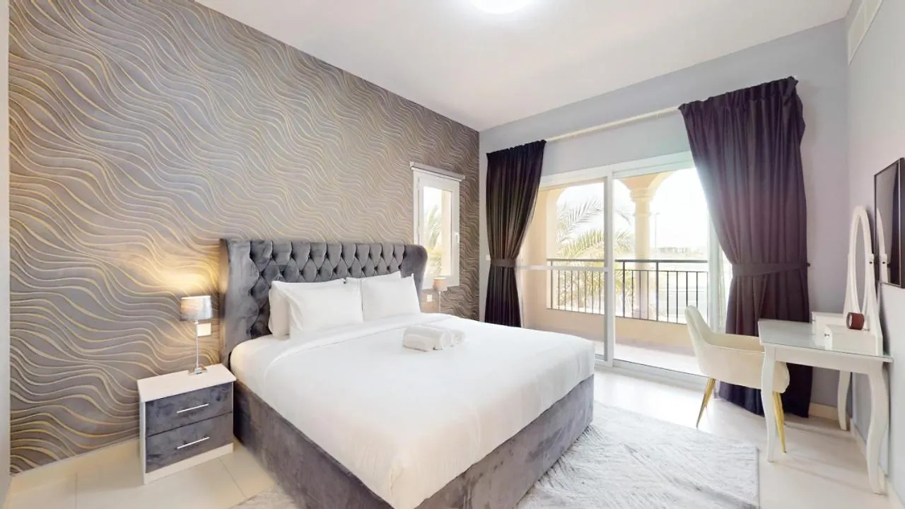 Bella Casa Serena - Serene Four Bedroom Villa Dubai